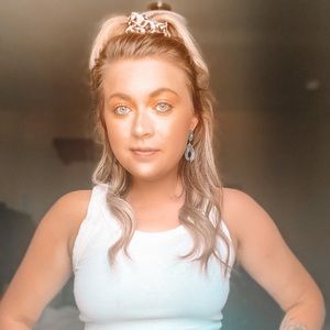 Meet your Posher, Skyla